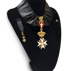 Completo Cavaliere di Grazia e Devozione Dell’Ordine di Malta