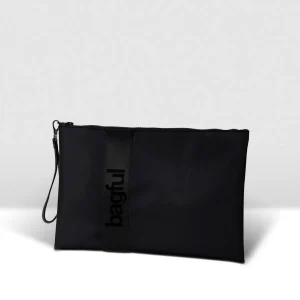 Black – Essential