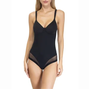 Body a contenimento leggero con coppa spacer senza